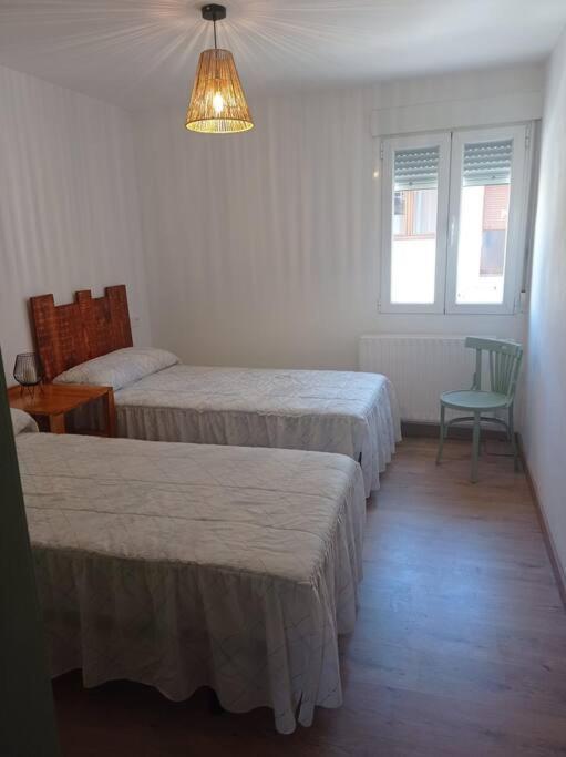 Agradable Casa Antigua Reformada Con Patio Villa Espejon Eksteriør bilde